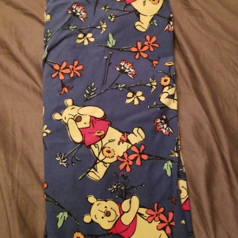 OS EUC WINNIE POOH LULAROE LEGGINGS